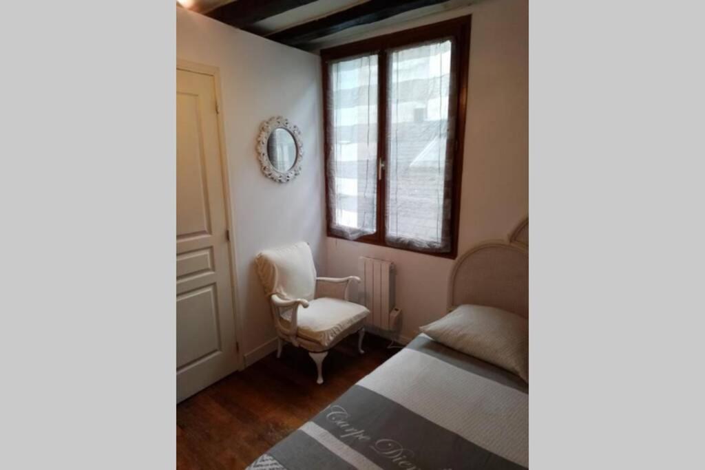 טור Meuble Tourisme Classe 1 Etoile - Coeur De Ville Quartier Cathedrale מראה חיצוני תמונה