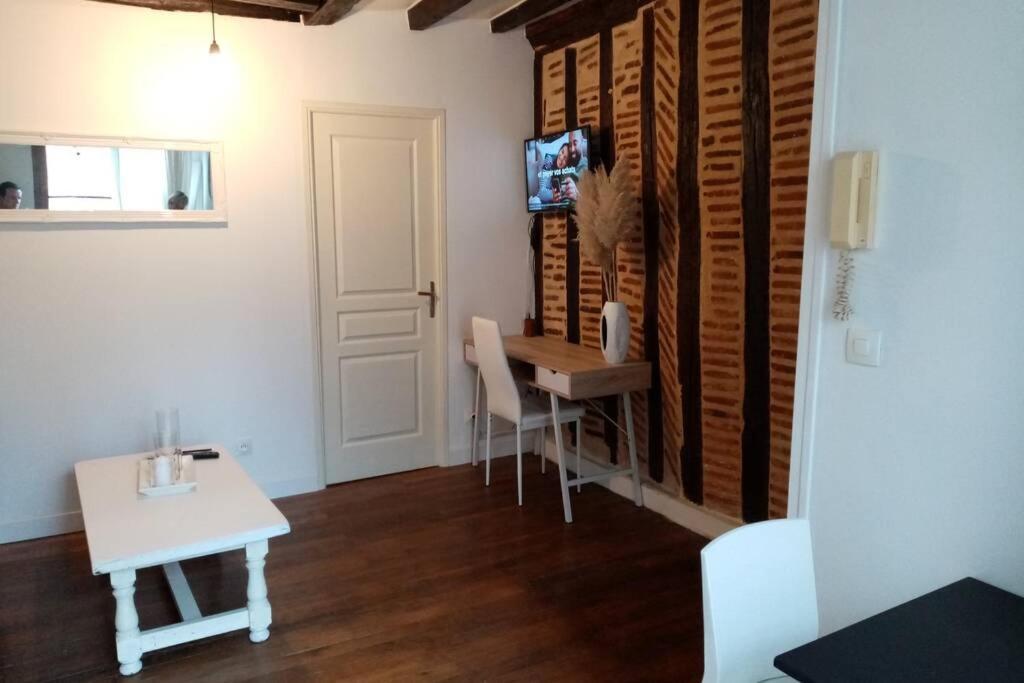 טור Meuble Tourisme Classe 1 Etoile - Coeur De Ville Quartier Cathedrale מראה חיצוני תמונה